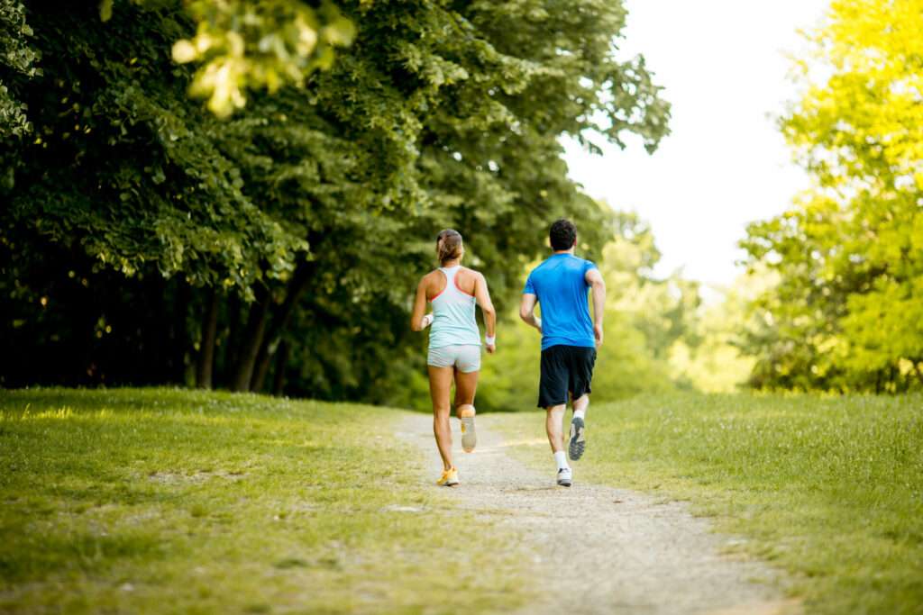 young couple running 2025 02 22 02 02 38 utc